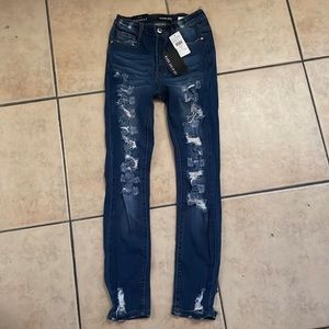 Brand new Fashion nova jeans size 3